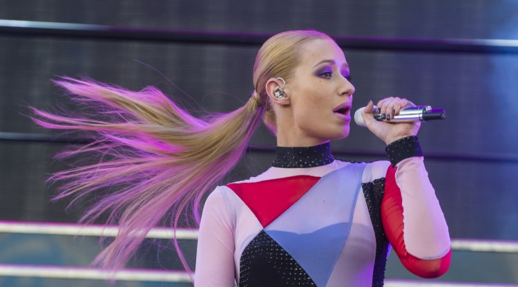 Iggy Azalea posted a hot photo in a bikini! - TV Exposed Daily News ...