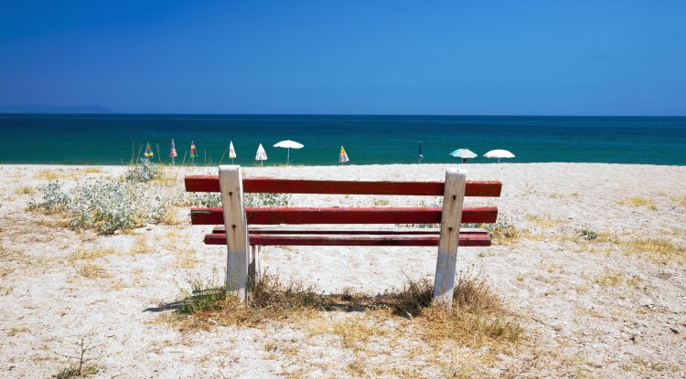 Nea Vrasna: Everything you didn't know about the youngest Greek resort
