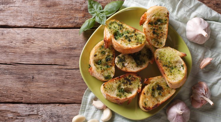 The best homemade garlic bread