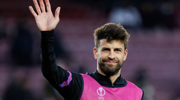 Who is Pique's new girlfriend?