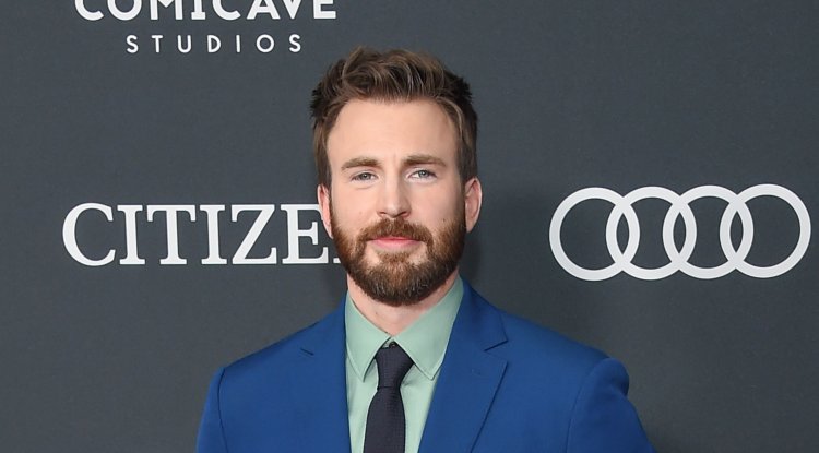 Chris Evans- perfect candidate for Shakira?