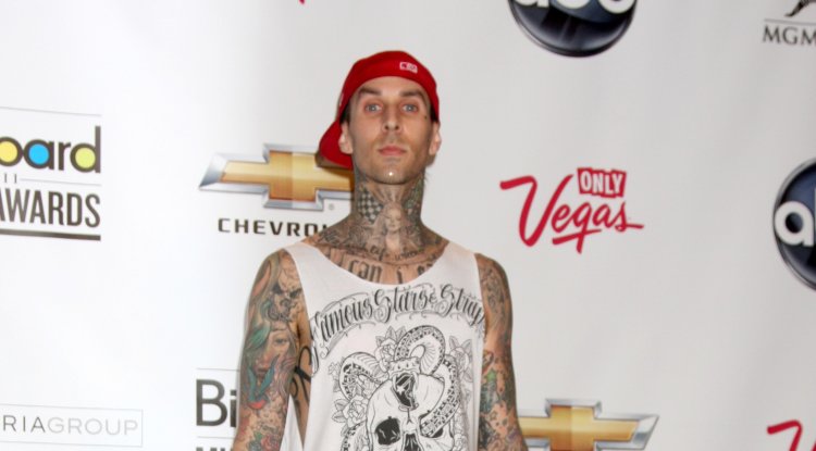 Travis posted a shocking photo!