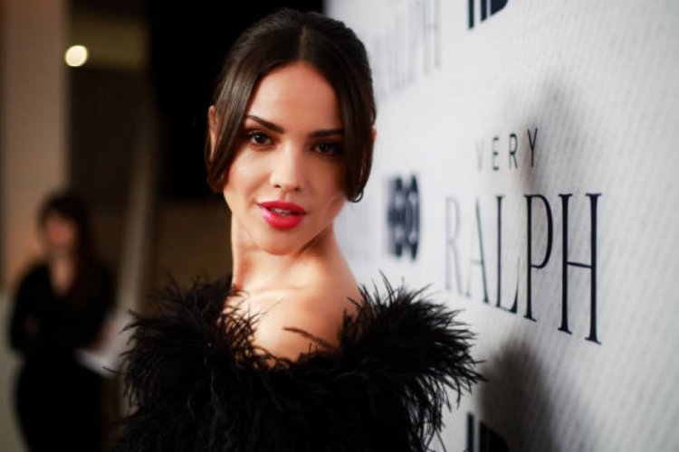 Eiza Gonzalez will sing in her new movie!