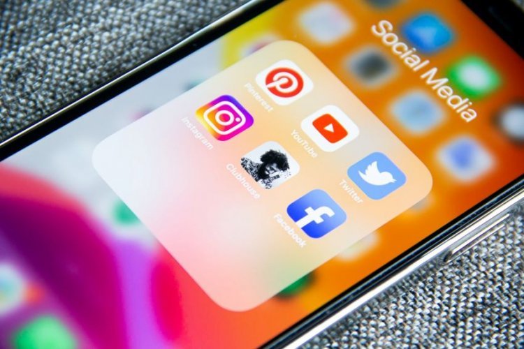 HIDE THE NUMBER OF LIKES: Instagram and Facebook now offer a new option to everyone
