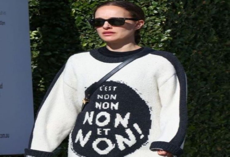 Natalie Portman photographed in a sweater with a message that every man should remember!