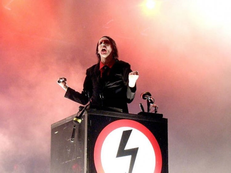 Marilyn Manson will surrender to Los Angeles police!
