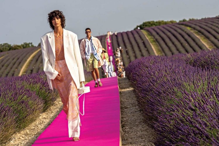 5 things you need to know about the Jacquemus Dream Show: We take you to the forefront!