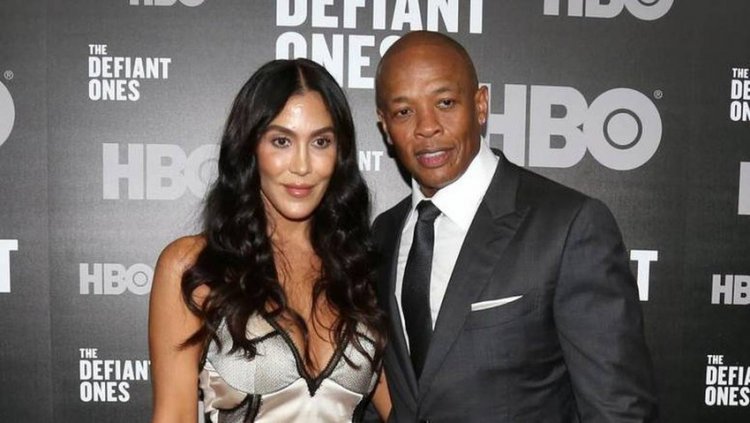 By court decision Dr. Dre is obliged to pay his wife $300K a month in financial support