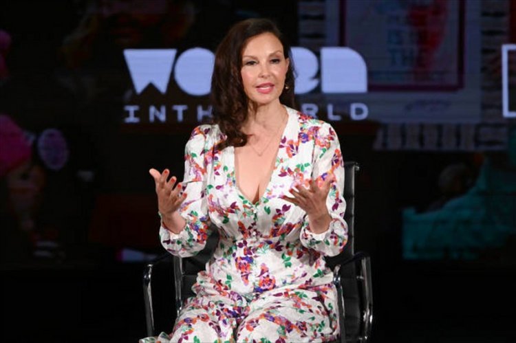 Ashley Judd walks five months after a rainforest accident: "My leg won't be the same anymore"