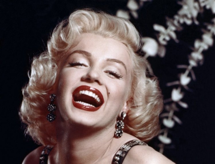 THEY DECEIVED US, IS MARILYN ALIVE? 'She is kept in a polyclinic in Switzerland'