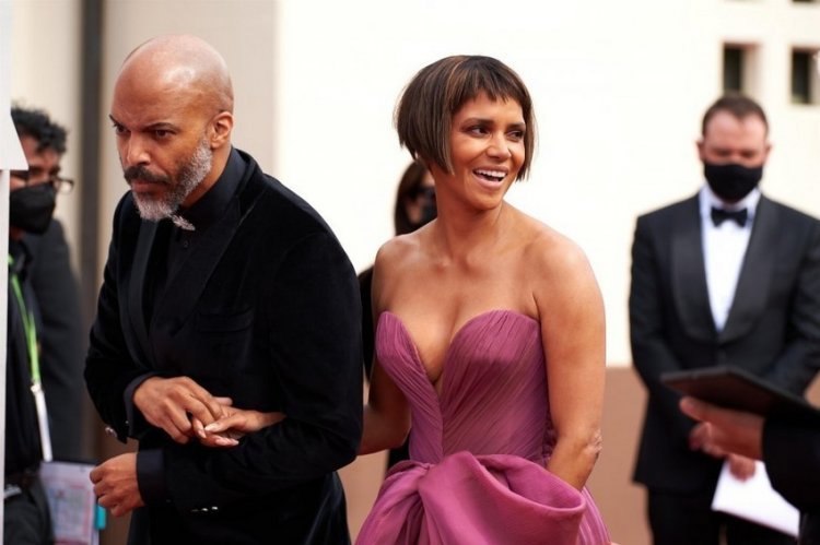 Halle Berry celebrated her 55th birthday, and her partner had a surprise for her!