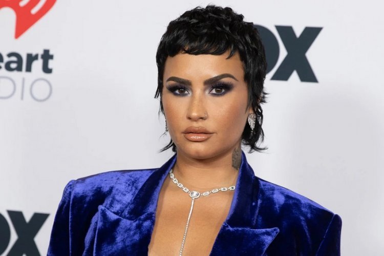 Demi Lovato is not sure how to identify:  'There's a time I might identify as trans'