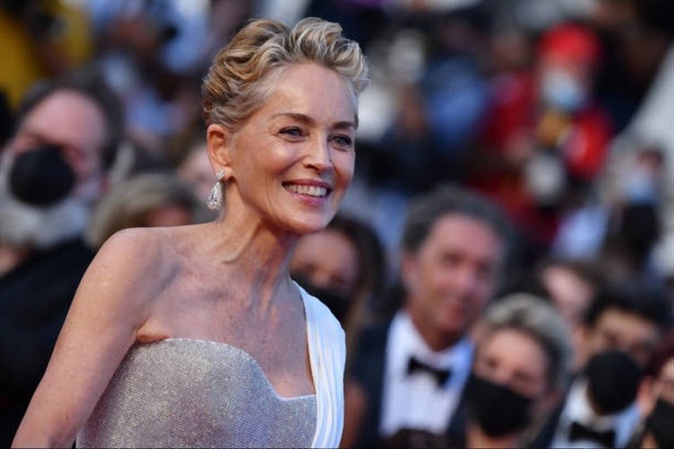 Sharon Stone's shocking announcement: "My nephew's organs are failing, pray for him, we need a miracle"