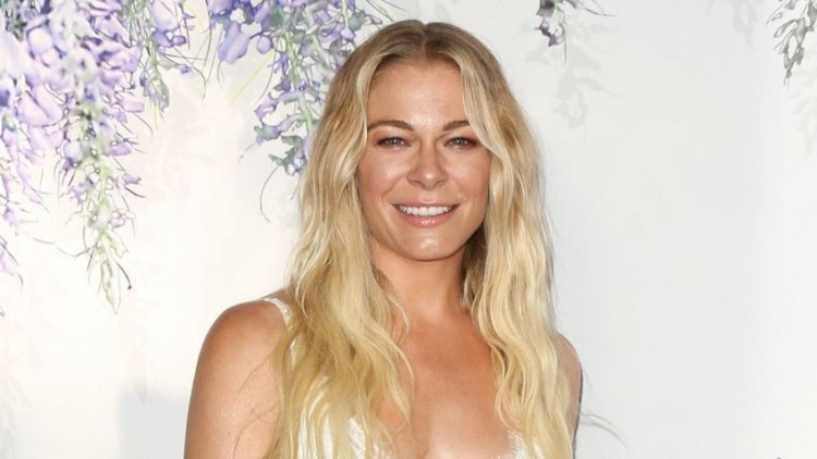 LeAnn Rimes fame and talent were used by her father who stole from her, and she settled down only after she cheated on her husband and remarried.