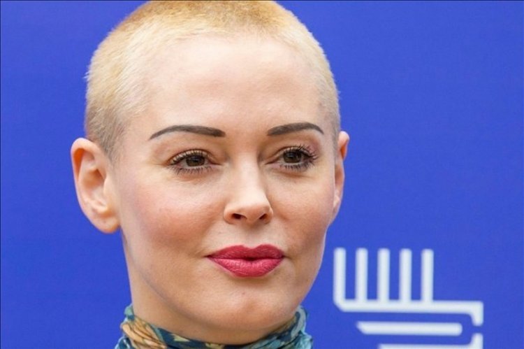 The actress Rose McGowan calls out celebrities because of the abortion law: "You are morons"