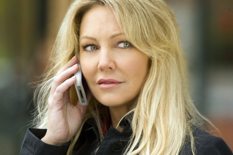The Return of a Stumbled Star: Heather Locklear on Fears and Returning to the Cameras