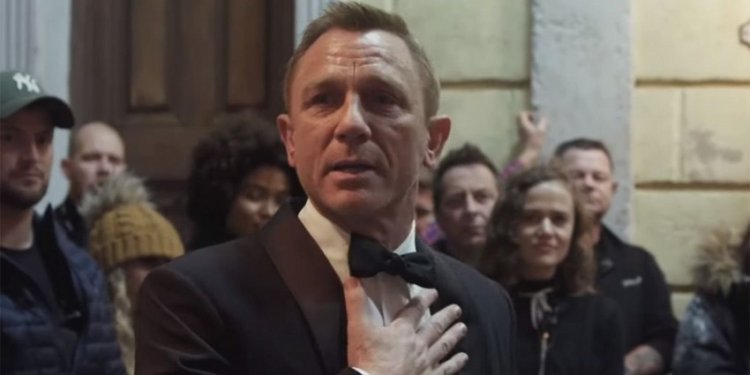 The end of an era: Daniel Craig said goodbye to the role of James Bond in an  emotional farewell speech