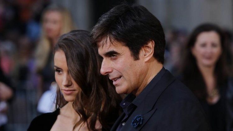 DAVID COPPERFIELD'S SUCCESSES ARE OVERCOME BY SCANDALS: It was rumored that he PAYED for a RELATIONSHIP