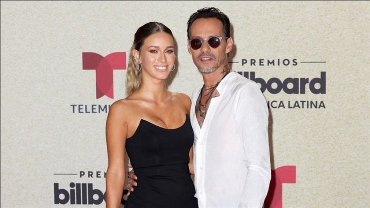 Jennifer Lopez fell into oblivion: Mark Anthony, ex-husband of the Latino diva, showed off a new girlfriend on the red carpet