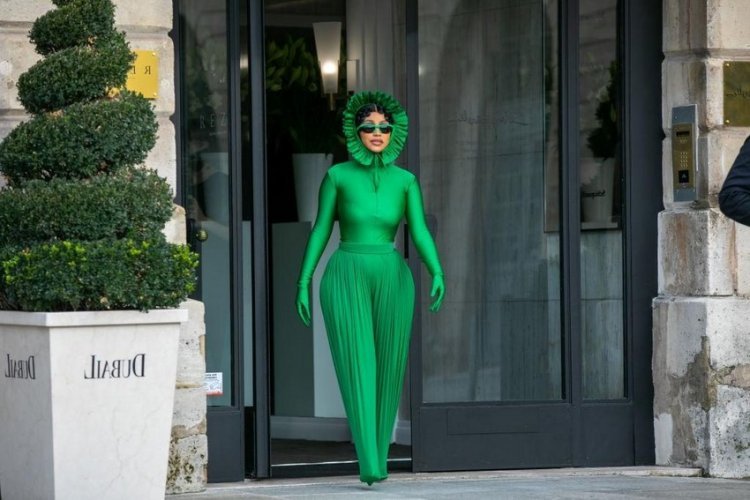 Cardi B's green outfit in Paris sparks memes on Twitter: 'She's giving Kermit the frog'
