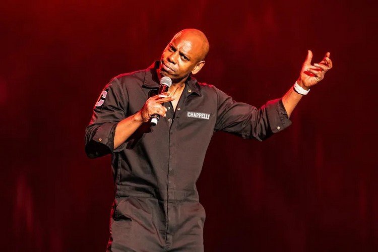 DAVE CHAPPELLE SLAMMED ONCE AGAIN/ The famous comedian infuriated even the most loyal fans who have wholeheartedly defended him with a new special on Netflix