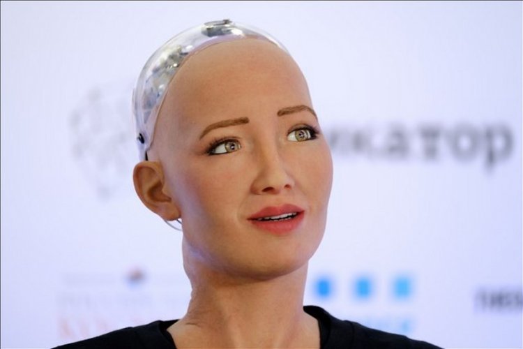 Sophia the Robot, first android citizen in the world, wants to have a baby