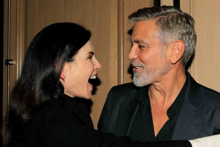 Once a favorite couple from small screens George Clooney and Julianna Margulies met again, and she also admitted that they were in love while filming ER!