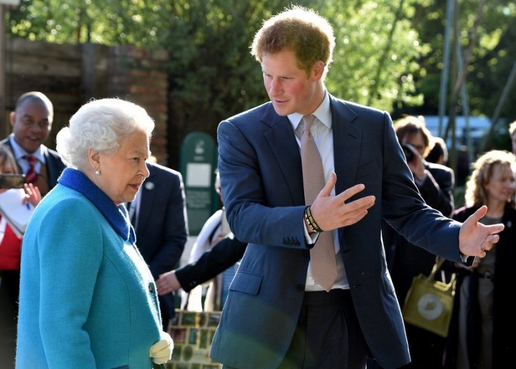 The Queen Elizabeth  gave up her favorite activities, and that caused panic in Prince Harry
