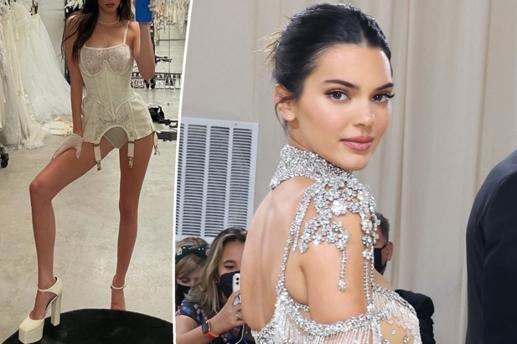 Kendall Jenner poses in corpse bride costume