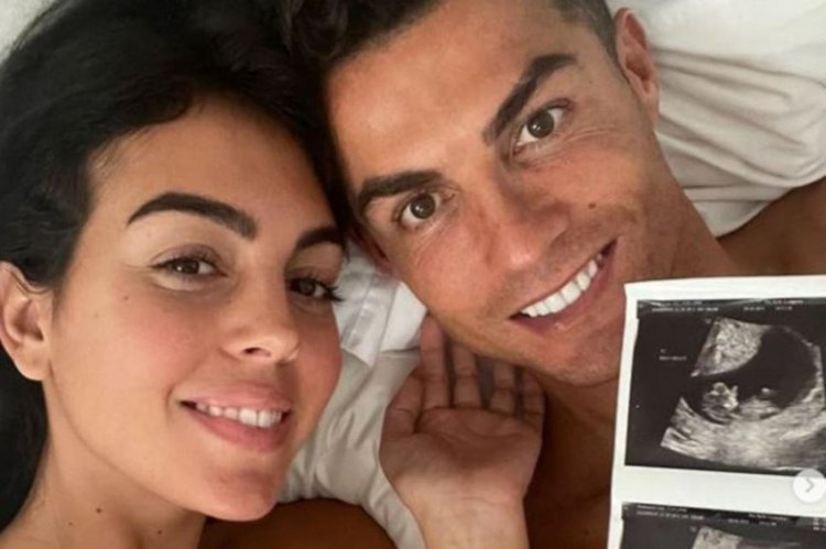 Georgina and Ronaldo are expecting twins