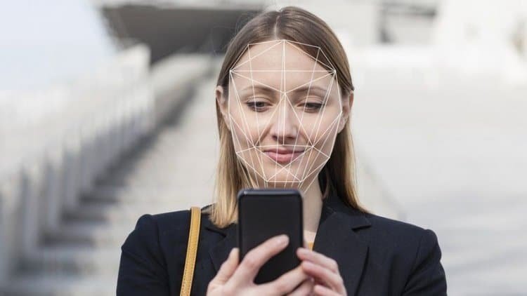 Facebook ditching face recognition software