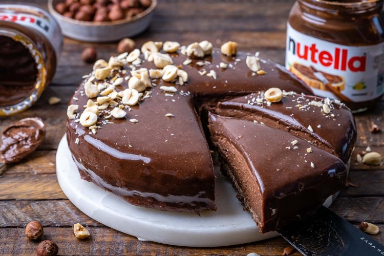 A recipe for a cake with biscuits and Nutella