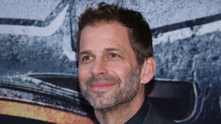 Fans think Zack Snyder is making a new movie
