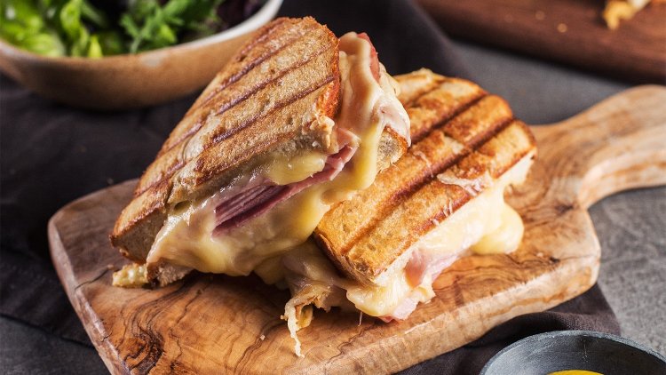 Croque-Monsieur: The best French sandwich