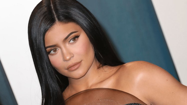 Shocking: Kylie Jenner tests makeup on maids!