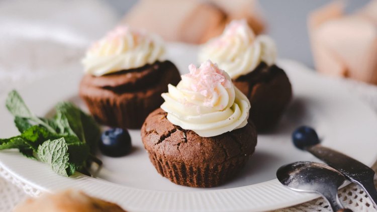 Wonderful chocolate muffins with mint