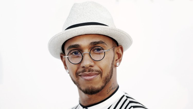 Lewis Hamilton is now officially "sir"