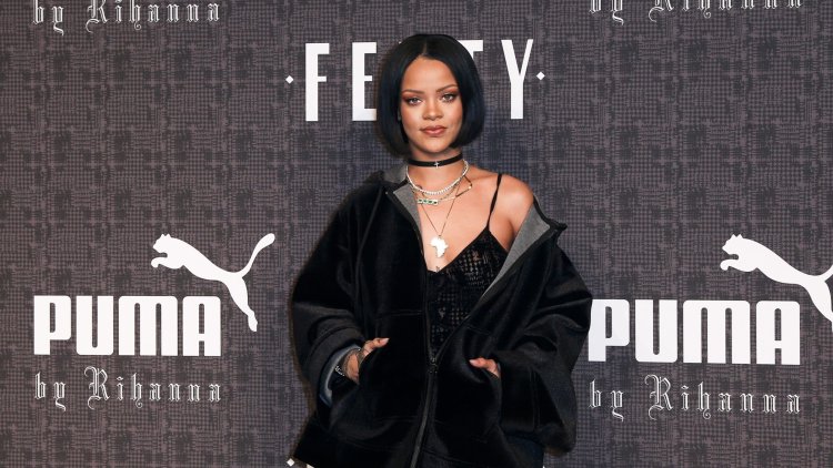 Did Rihanna reveal herself with this photo?