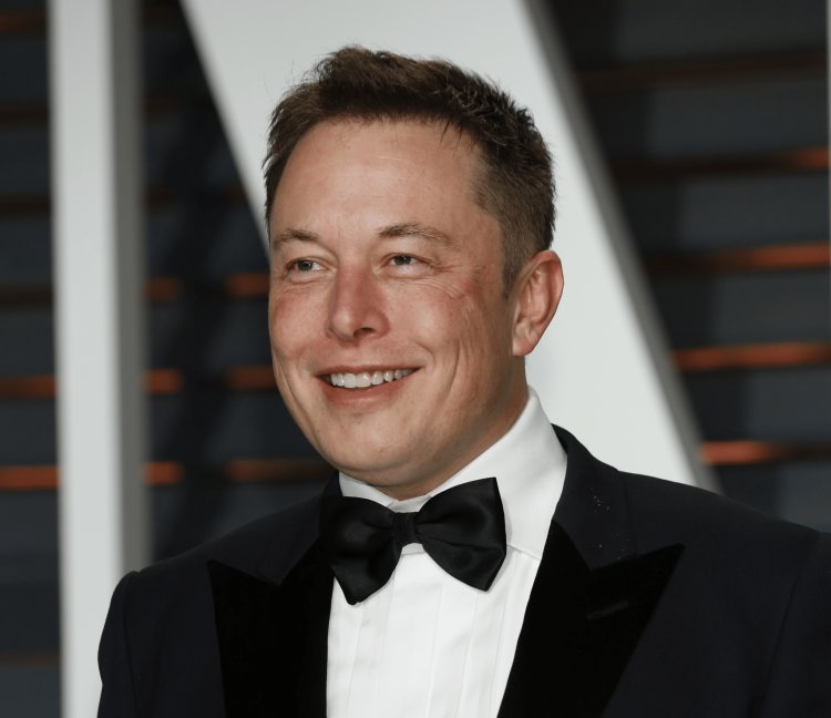 Elon Musk offered teenager $5000 to close Twitter account!