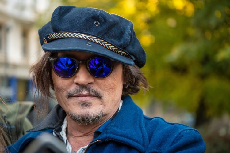 Johnny Depp starts to sell his NFT