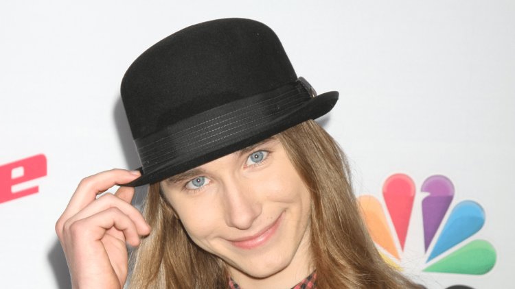Sawyer Fredericks from VOICE Came Out as Bi!