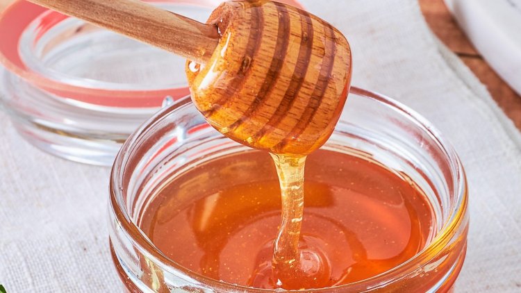 Great benefits of honey water