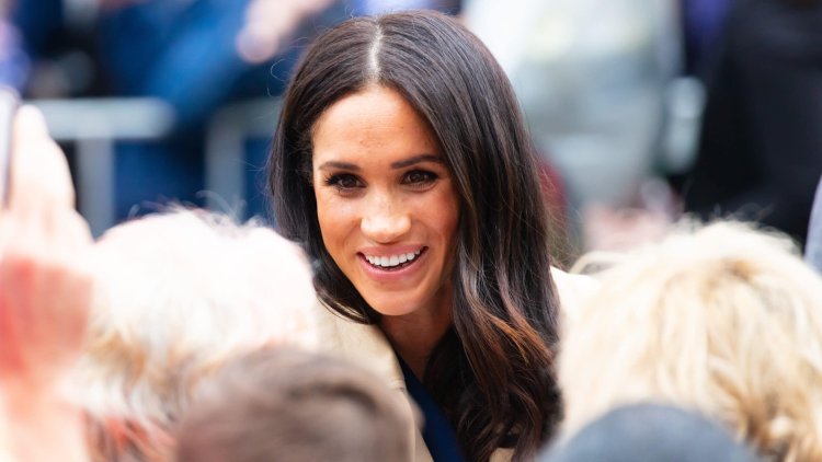 Meghan Markle's dress is "Dress of the Year"