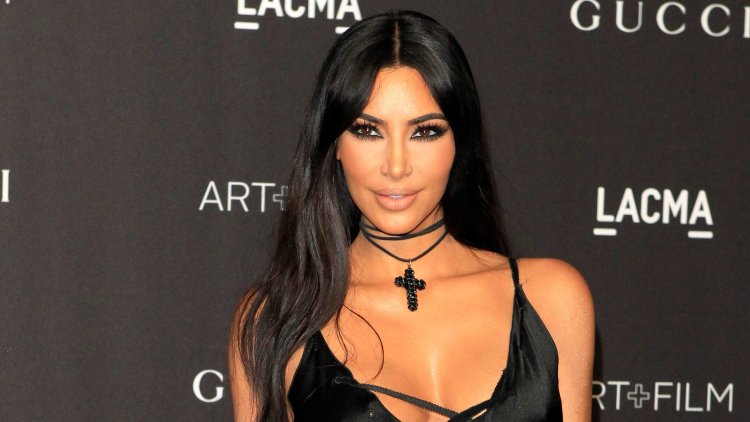 Kim Kardashian slayed in a Chic Black Outfit