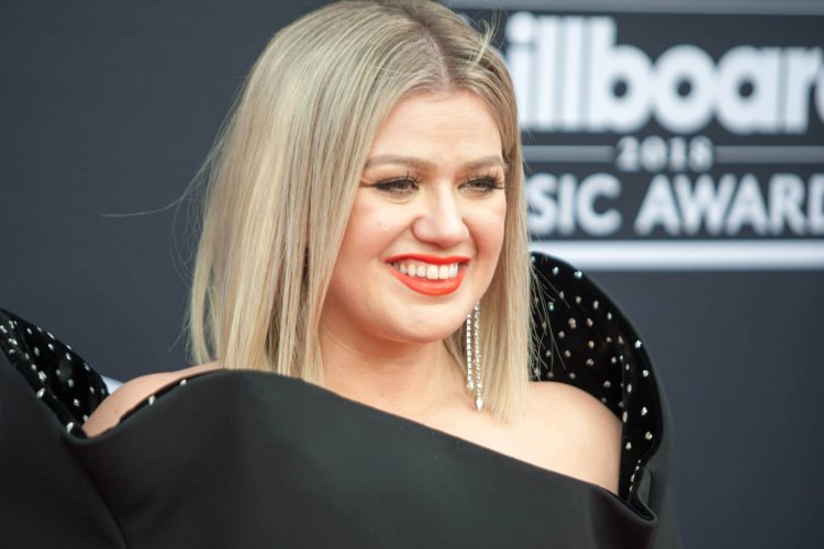 Kelly Clarkson About Divorce
