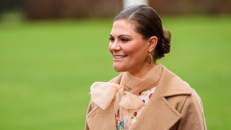 Surprise: Princess Victoria's great pink outfit