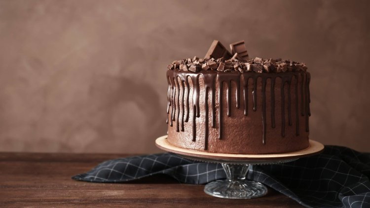 Try this amazing three-layered chocolate cake!