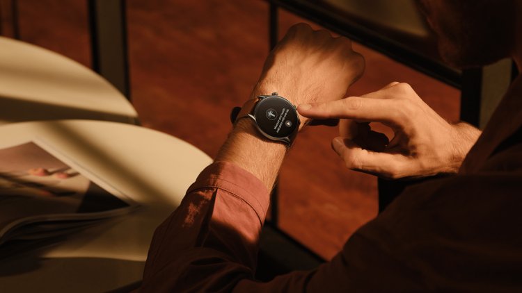 The Amazfit GTR 3+ Smartwatch