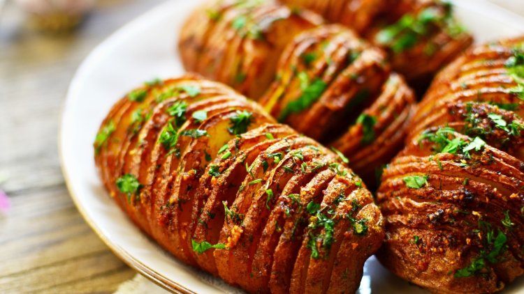 Recipe of the day: Juicy hasselback potatoes
