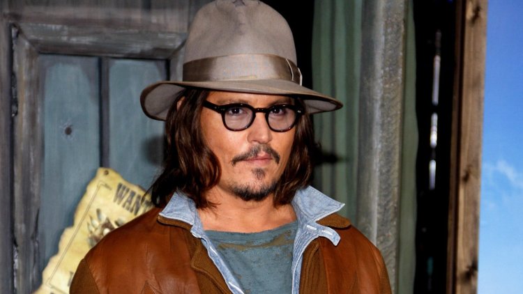 Who is Johnny Depp dating now?